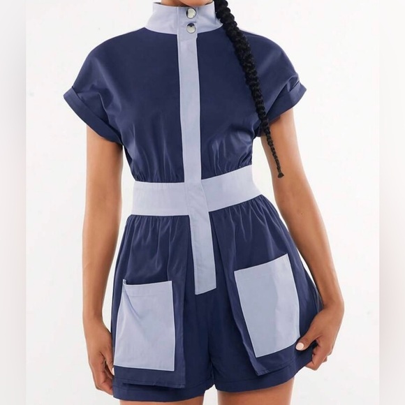 NWOT Colorblock Patched Pocket Romper - Picture 2 of 12